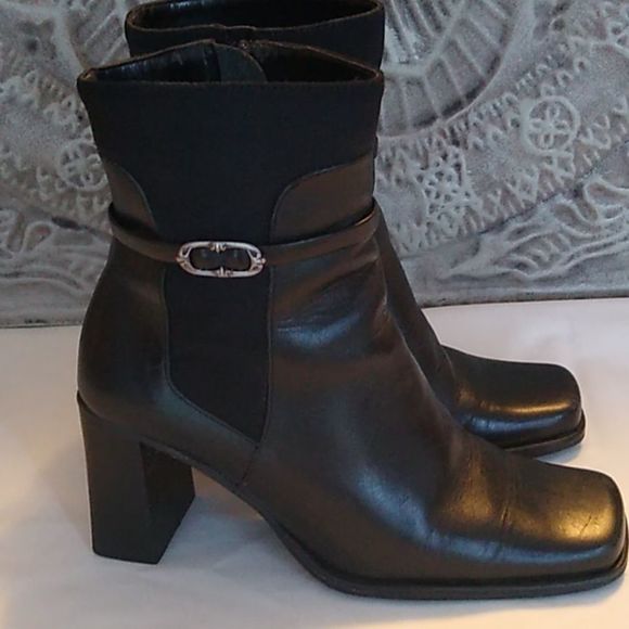 Pesaro Shoes - Paseo 6m Black Boots